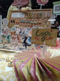 Örhängen och armband vi säljer